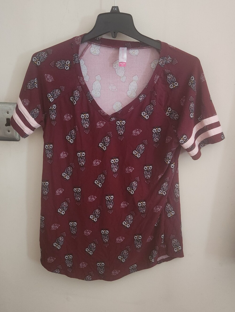 🎉 Maroon Owl Tee